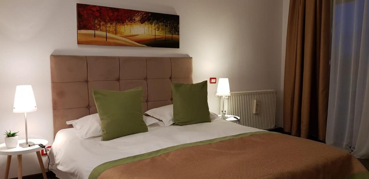 Apartamente Private A&L View Сіная Екстер'єр фото